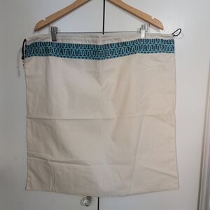 Tory Burch Cream With Blue Garmet Bag/ Dust Bag 22×22 Extra Large